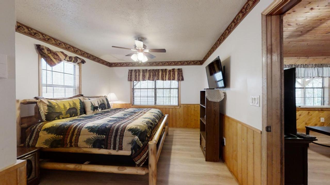 פיג'ן פורג' Little Mountain Hideaway Cabin מראה חיצוני תמונה